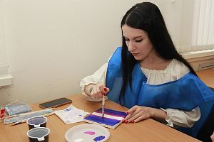 Мастер-класс по живописи для приборостроителей был организован профкомом 